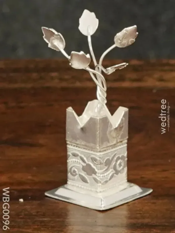 German silver Tulasi maadam