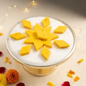 Shree Mithai KESAR KAJU KATLI 250g Shree Mithai KESAR KAJU KATLI 250g
